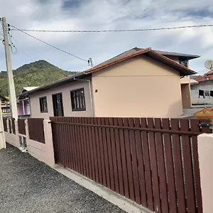 Casa Família Bonfim Chalé